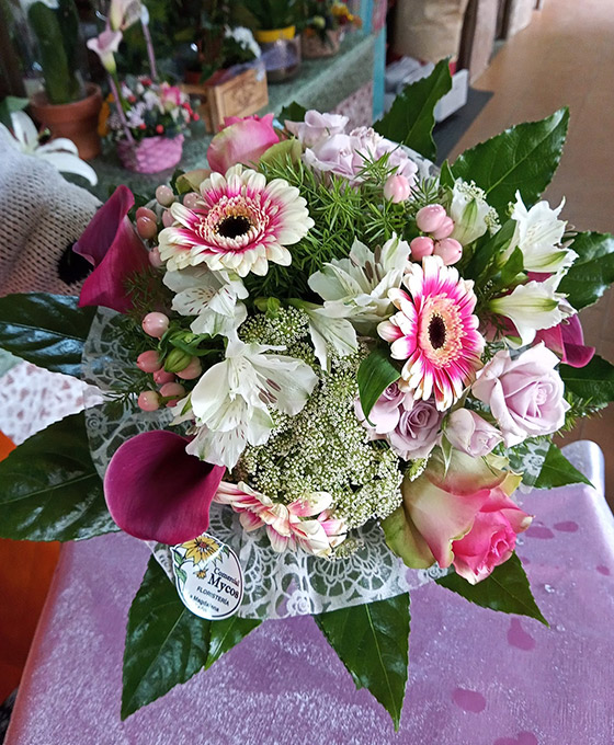 Ramo de flores variadas